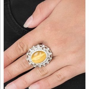 Ladies silver moonstone one size 6-12 ri